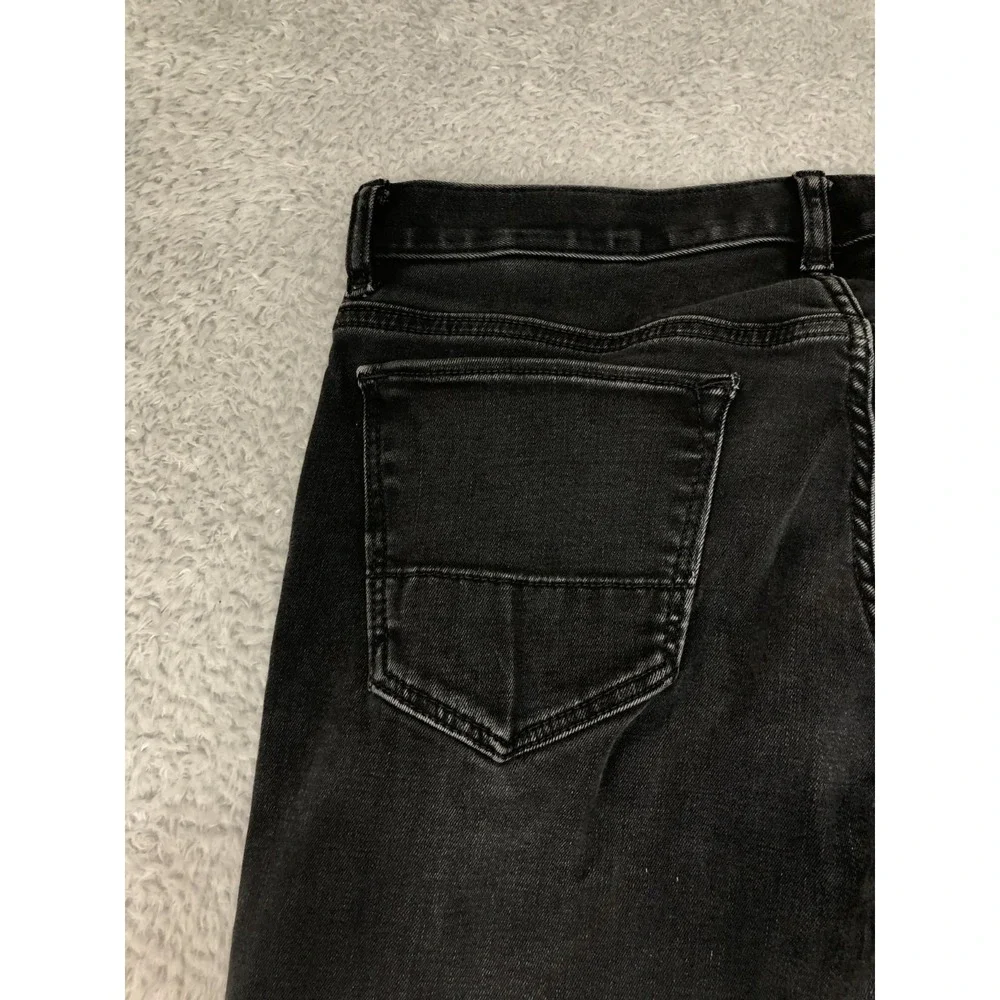 Banana Republic Jeans Mens 32x30 (Tag 31x30) Black Traveler Slim Fit